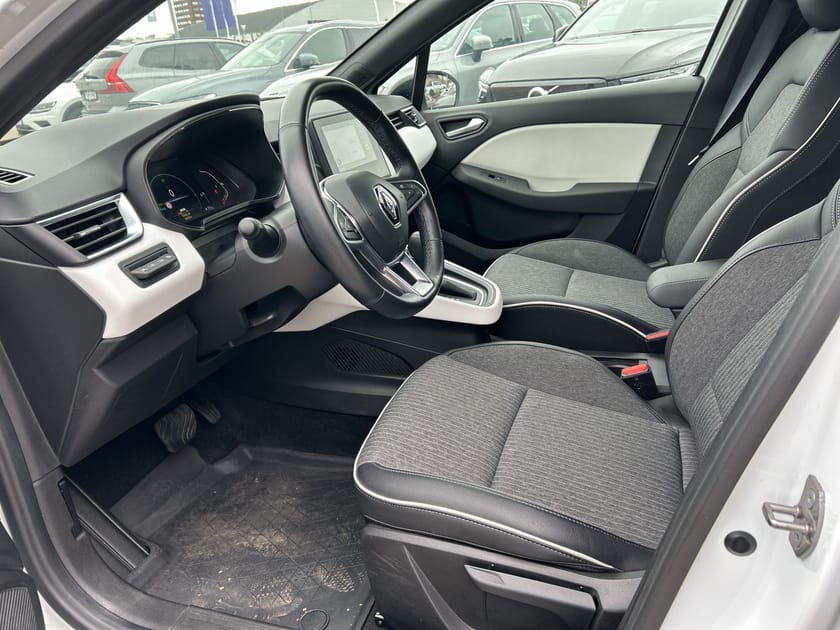 Bild 5 av Renault Clio E-TECH 145 Techno 5-d