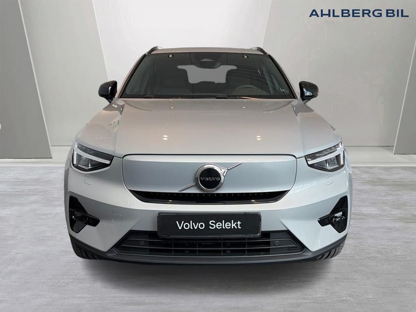Bild 5 av Volvo EX40 Single Motor Extended Range 🟣Single R Plus Edt. Backkamera, Drag, Adaptiv farthållare, Navi, Tonade rutor