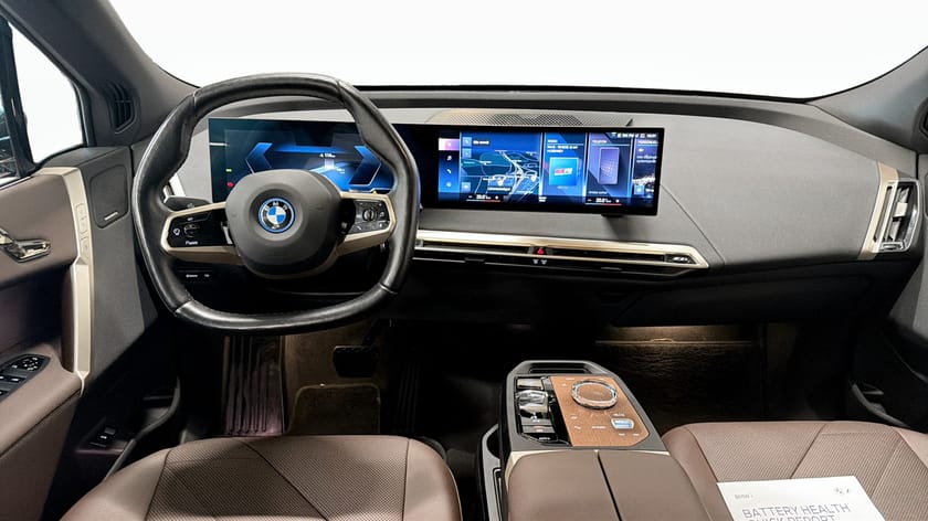 Bild 4 av BMW iX xDrive40 xDrive 40 Sport pkt Exclusive Innovation Panorama