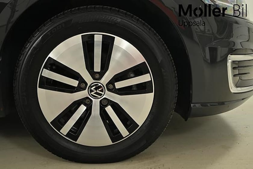 Bild 3 av Volkswagen e-Golf Backkamera, Värmepump, Adaptiv farth.