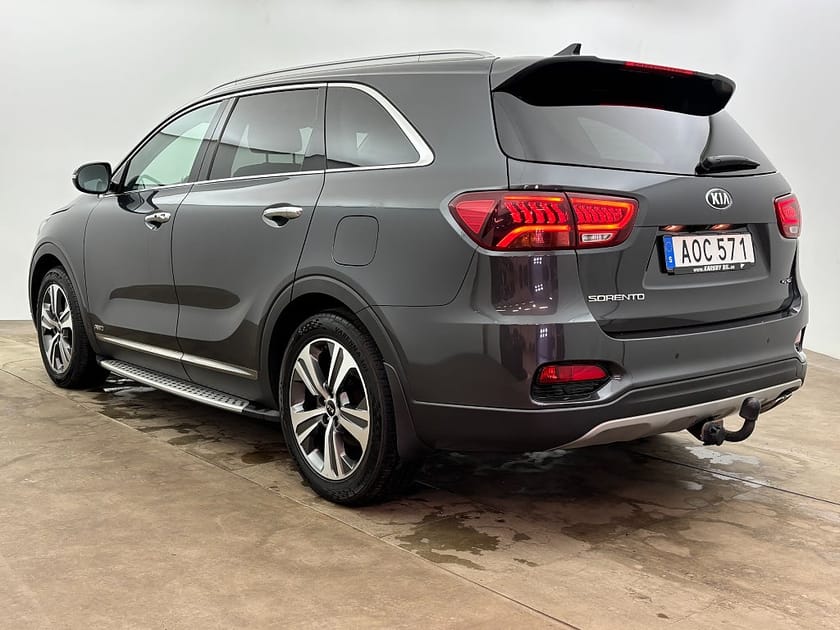 Bild 4 av Kia Sorento 2.2 CRDi AWD GT-Line Pano H/K Läder 7-sits Kamera