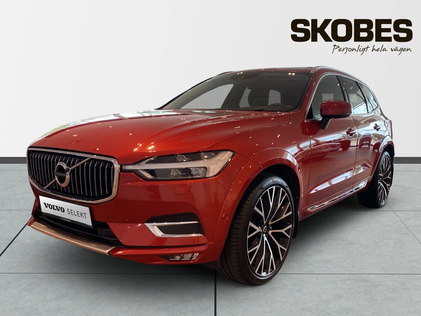 Bild 3 av Volvo XC60 B5 AWD Bensin Inscription, Läder, Panoramatak, 22" Fälgar, Drag