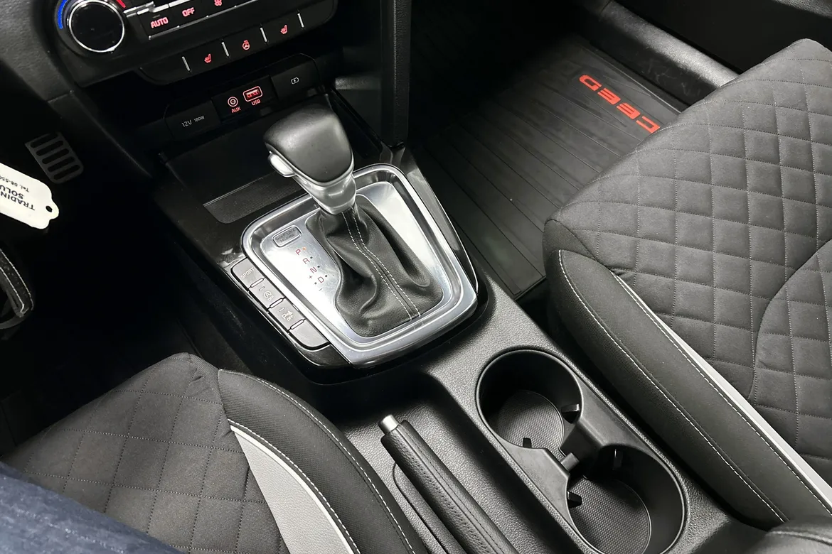 picture of a car