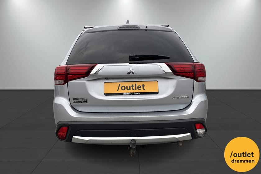 Bilde 4 av Mitsubishi Outlander Navi / HiFi / LAV KM