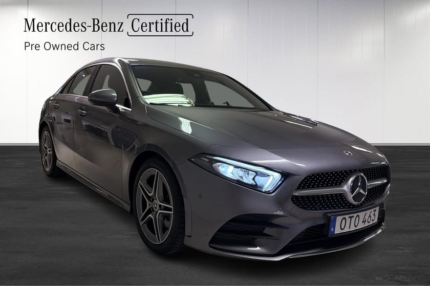 Bild 3 av Mercedes-Benz A 180 Sedan AMG / Navi / Kamera / P-sensorer