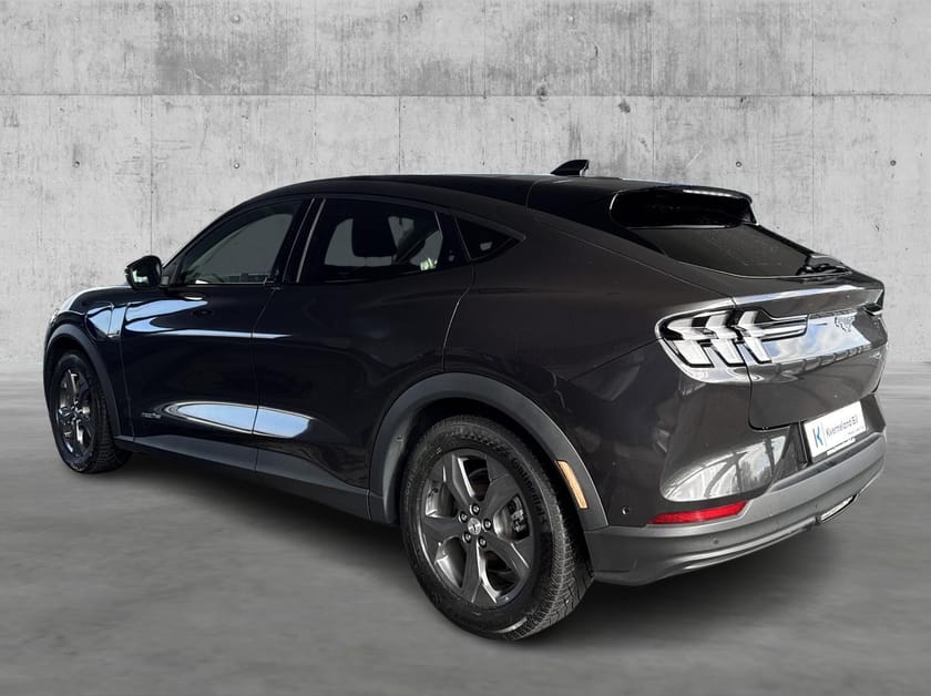 Bilde 3 av Ford Mustang Mach-E Standard Range range, RWD, B&O, Glasstak, B&O, El.seter++