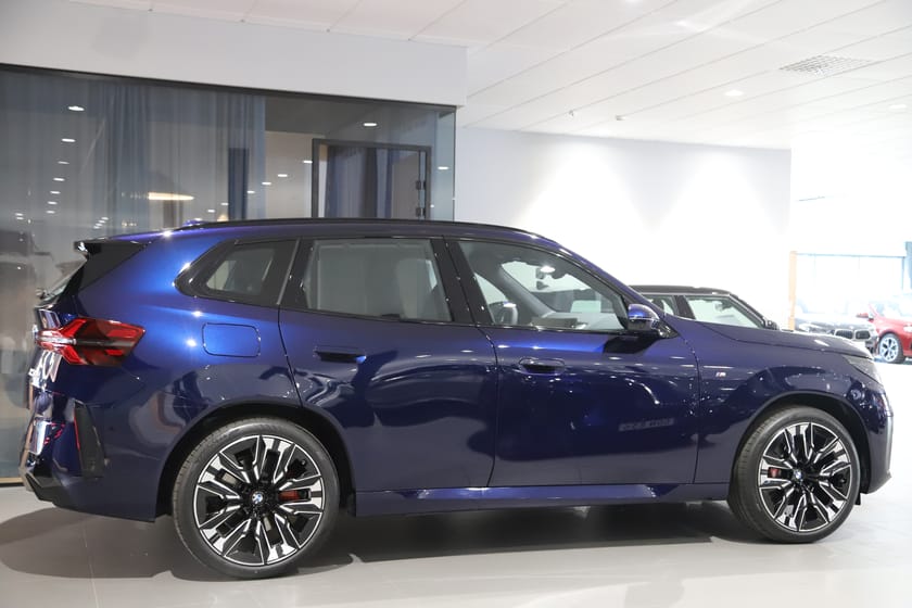 Bild 3 av BMW X3 30e xDrive / M Sport PRO / Pano / HUD