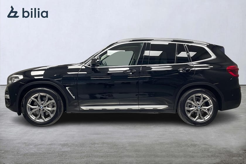 Bild 4 av BMW X3 xDrive30e / Panorama / Sportstol el inkl. minne/Hi-Fi