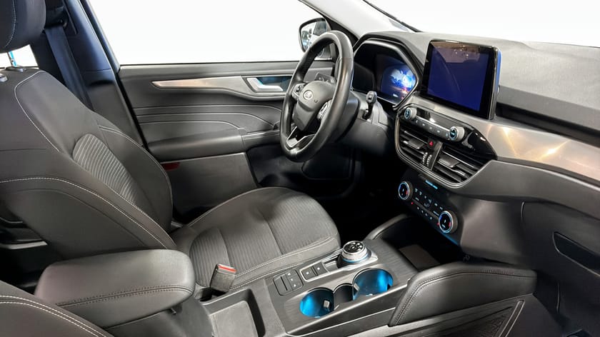 Bild 3 av Ford Kuga Plug-In Hybrid Titanium PHEV 225hk Automat