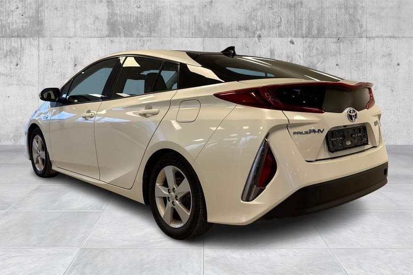 Bilde 3 av Toyota Prius Plug-in Hybrid PHEV ACC/Solcelletak/Ryggekamera/Keyless/Navi++