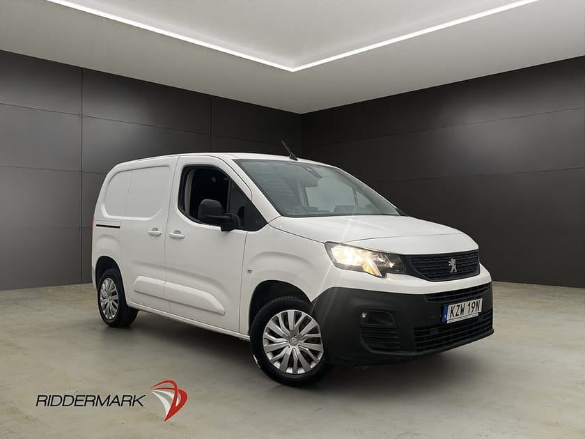 Bild 1 av Peugeot Partner Utökad Last 1.5HDi 130hk Värm Dragkrok B-Kamera CARPLAY