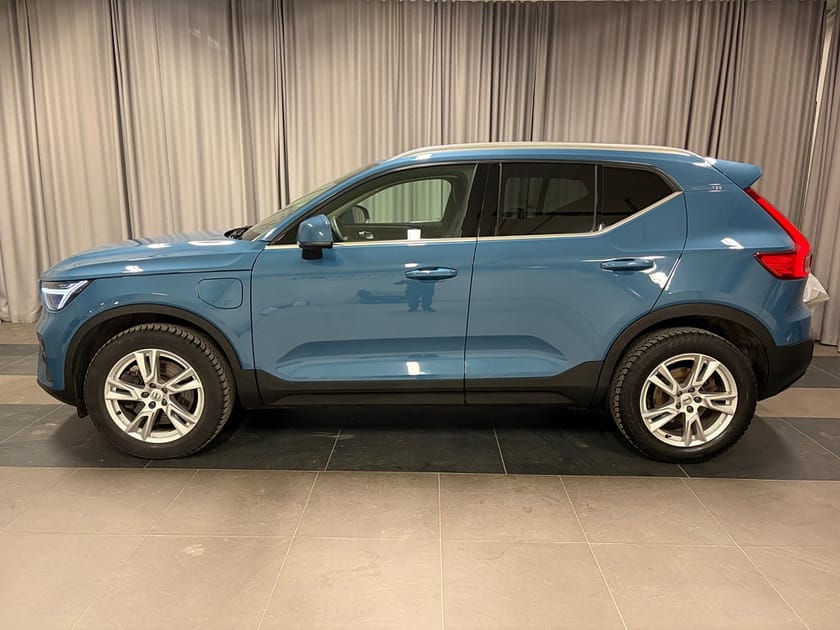 Bild 2 av Volvo XC40 Recharge T4 DCT Plus Bright Läder Drag Nav