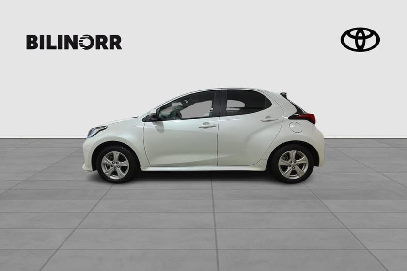 Bild 2 av Toyota Yaris Hybrid 1,5 130 5D STYLE V-HJUL