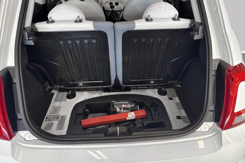 Bild 5 av Fiat 500 Hybrid Lounge 1.0 70hk 3d