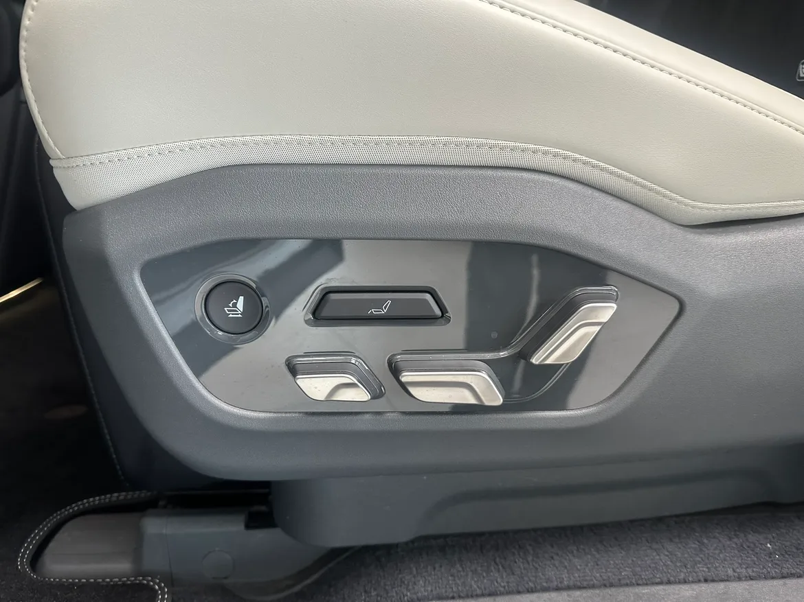 picture of a car