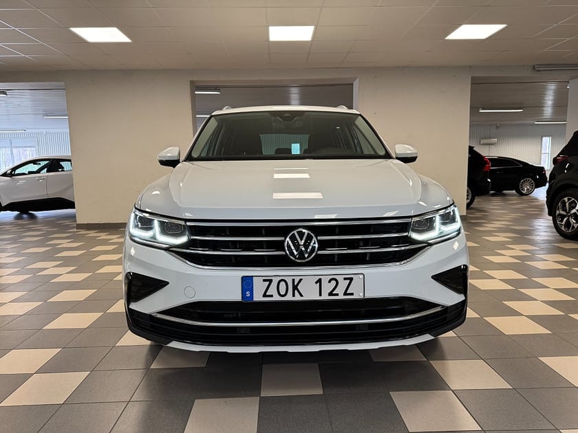 Bild 3 av Volkswagen Tiguan 2.0 TDI DPF SCR 4M Cockpit Dieselv. Dragkrok 200 Hk