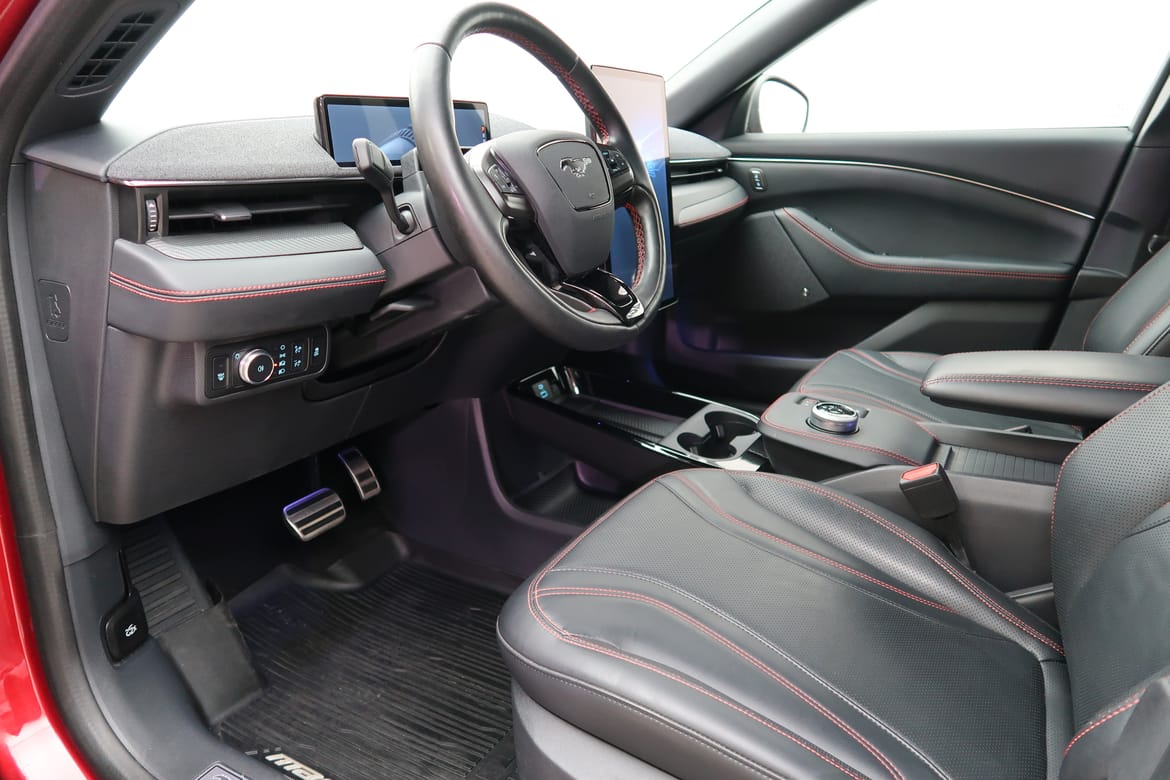 Ford Mustang Mach-E 2022 - miniatyr 4