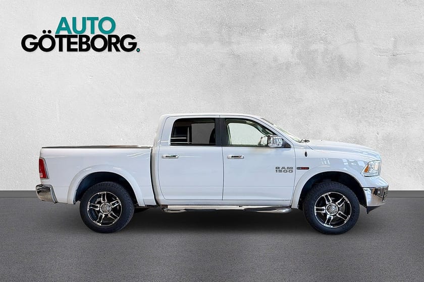 Bild 3 av RAM 1500 Crew Cab Dodge 3.0 V6 EcoDiesel 4x4 Torque Laramie 3-Ägare