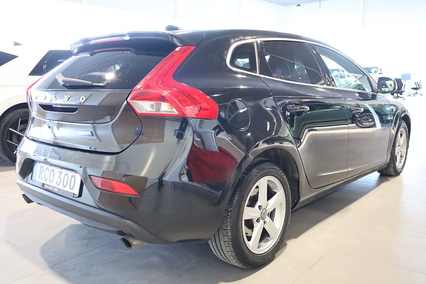 Bild 5 av Volvo V40 T3 AUT Momentum | Värmare | PDC | Bluetooth |
