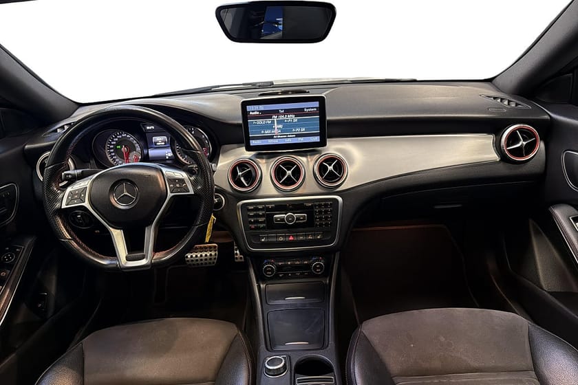 Bild 5 av Mercedes-Benz CLA 220 CDI AMG Line Panorama 170hk