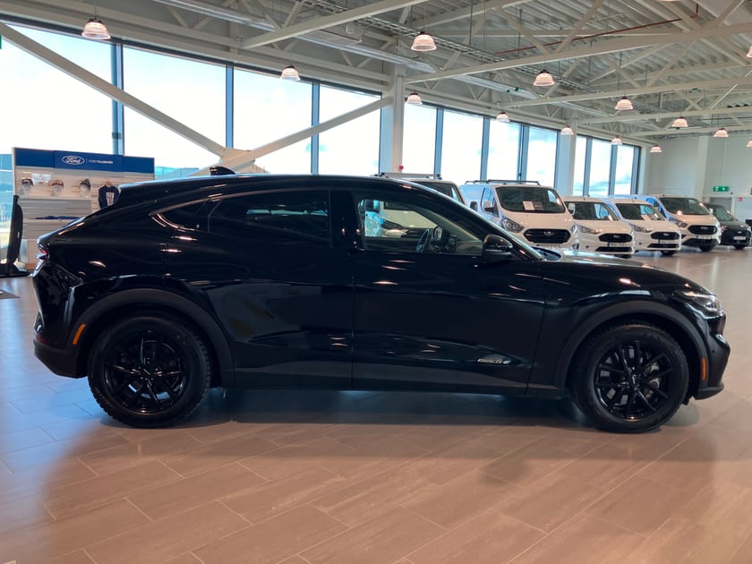 Bild 4 av Ford Mustang Mach-E Standard Range RWD SR AUT 0% RÄNTA