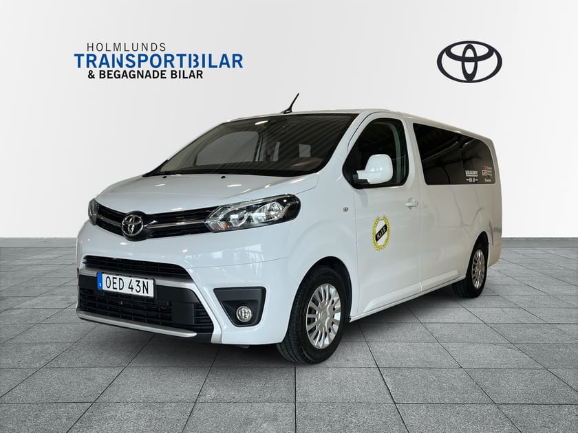 Bild 1 av Toyota Proace Verso Shuttle Long 1,5D 9-sits 120hk  v-hjul
