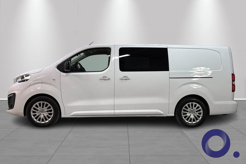 Bilde 2 av Peugeot e-Expert Mester L3 75 kWh | CRUISE CONTROL, CARPLAY, KAMERA++