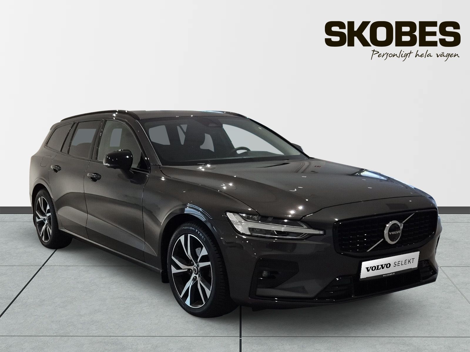 Volvo V60 B4 Diesel Plus Dark