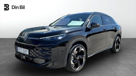 Volkswagen T-Roc R-LINE  1.5 ETSI 150 HK DSG7 Blackstyle/Matrix