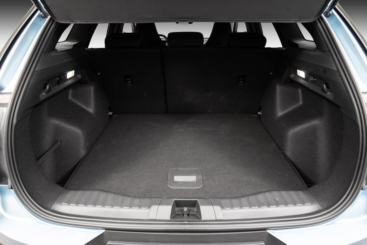 Ford Explorer EV Extended Range AWD 79 kWh AWD, 340hk, 2025