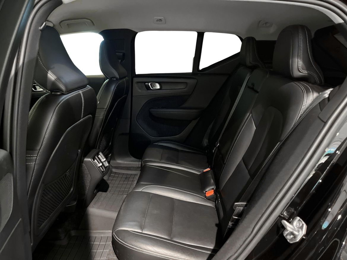 Volvo XC40 2018 - miniatyr 7