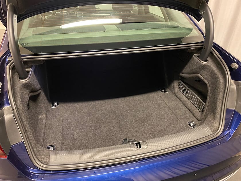 Bild 4 av Audi A4 Sedan 40 TDI quattro Proline Värmare Navi Drag
