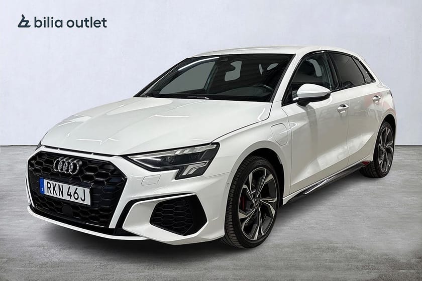 Bild 1 av Audi A3 Sportback 45 TFSI e Comfort, S Line Cockpit Nybesikt