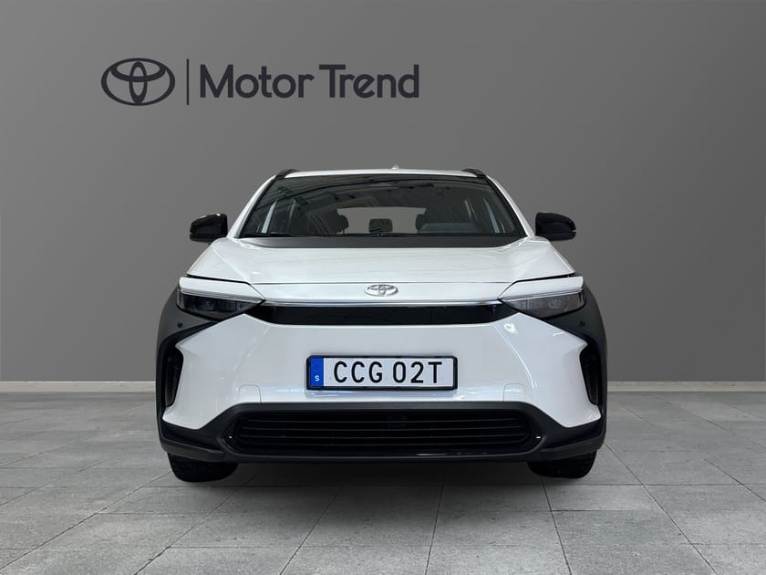 Bild 5 av Toyota bZ4X 2WD ACTIVE 71,4 kWh 204hk Vinterhjul
