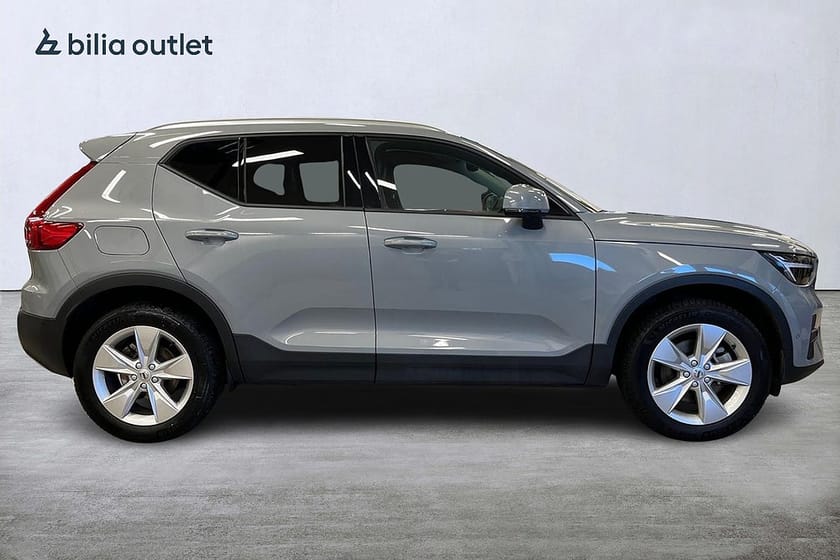 Bild 5 av Volvo XC40 B4 Core SE II 197hk Värmare 360° Navi Carplay Helskinn