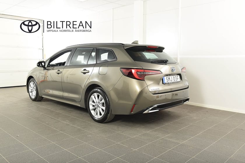 Bild 3 av Toyota Corolla Touring Sports Hybrid Kombi 1,8 Elhybrid Active