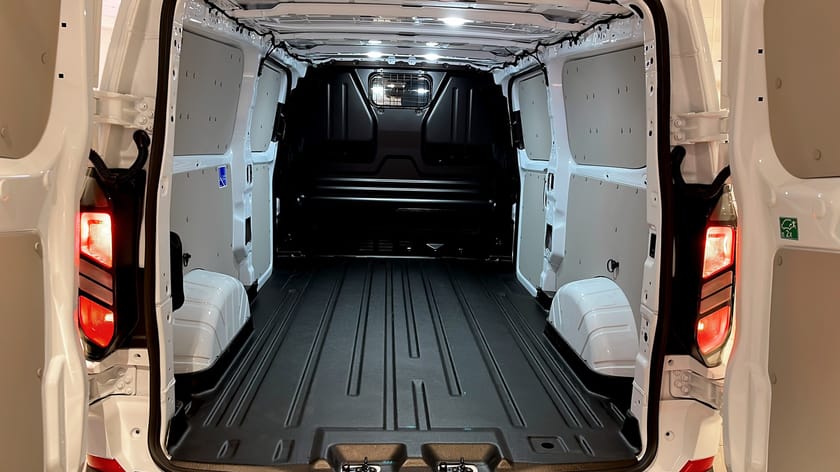 Bild 4 av Ford Transit Custom 320 V710 26.00 TREND SKÅP 320L 136 A FWD