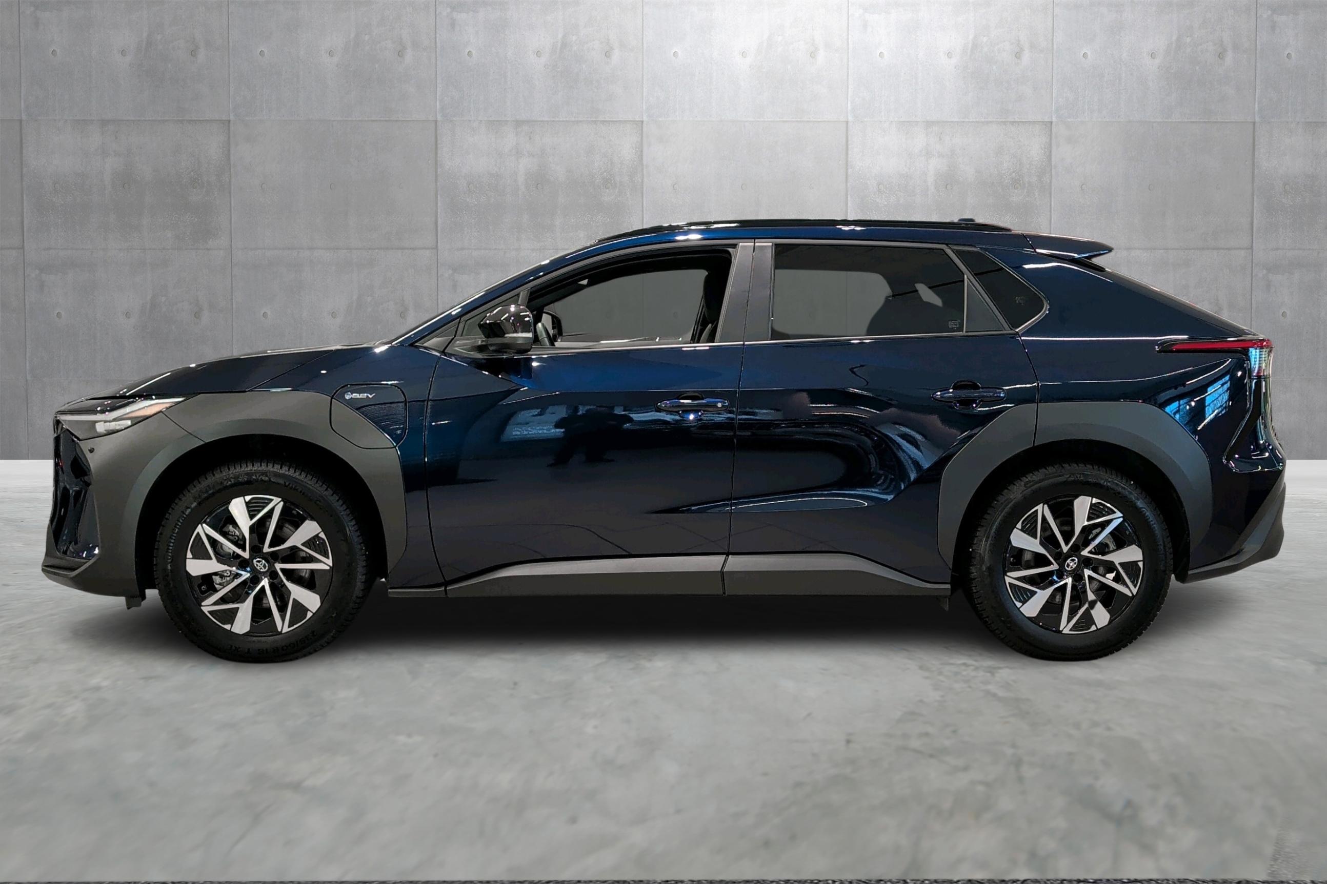 Thumnail bilde 1 av Toyota bZ4X