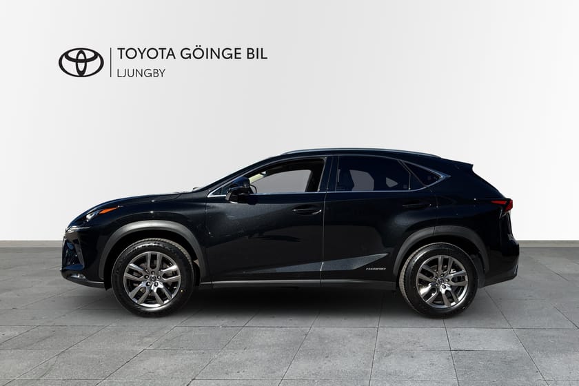 Bild 3 av Lexus NX 300h AWD NX300H Executive Drag Navi