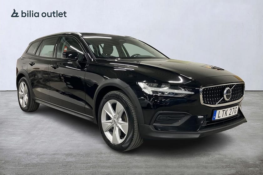 Bild 2 av Volvo V60 Cross Country B4 AWD Core Dragkrok Värmare Kamera 197hk