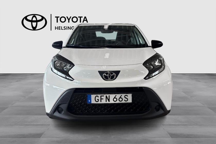 Bild 2 av Toyota Aygo X Play Automat