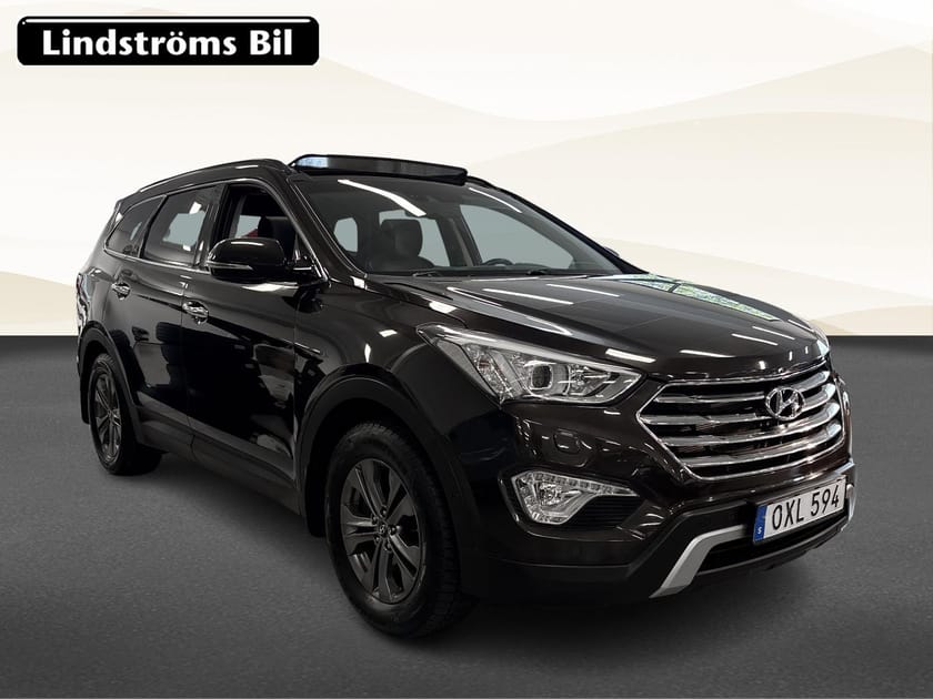 Bild 2 av Hyundai Grand Santa Fe 2.2 CRDi 4WD 200hk S&V-Hjul Drag Pano P-Assistans