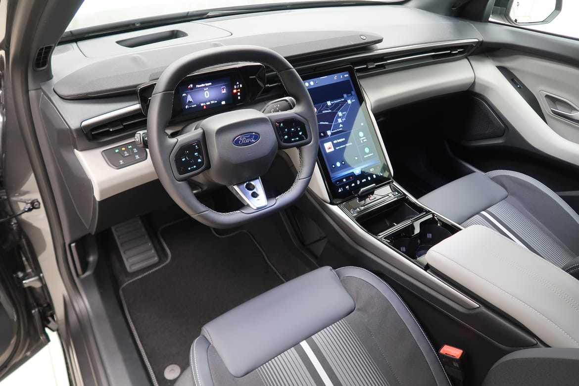 Ford Capri EV 2025 - miniatyr 4