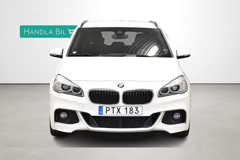 Bild 3 av BMW 218d Active Tourer M Sport D-värm Navi B-kam Rattv Dragkrok 150hk