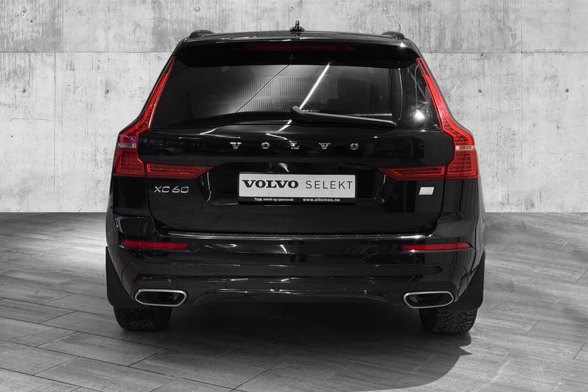 Bilde 4 av Volvo XC60 T6 R-DESIGN SE | H.FESTE | PANO.TAK | H&K LYD
