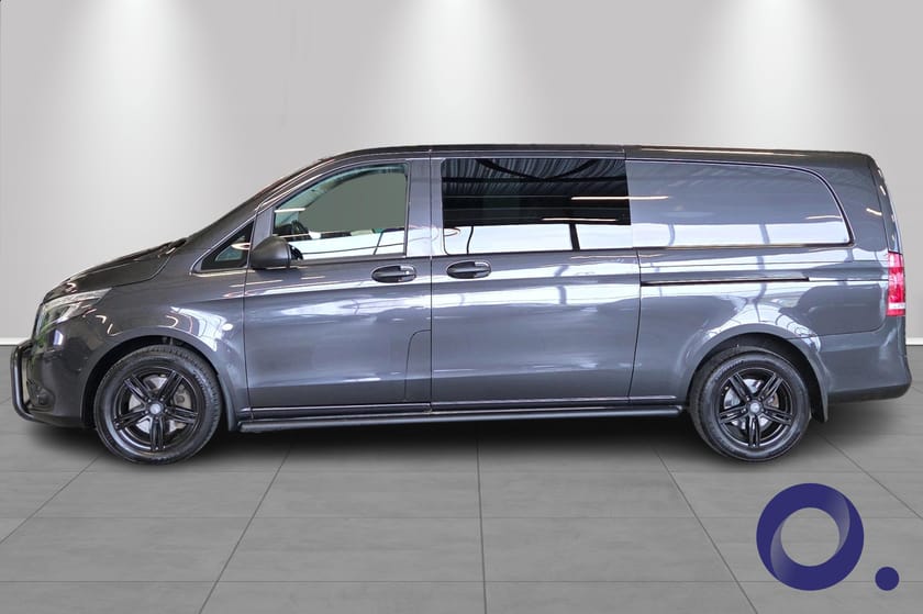 Bilde 2 av Mercedes-Benz Vito 119 CDI 4x4 3.2t A3 | Hengerfeste, Adaptiv Cruise ++
