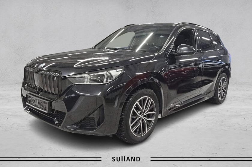 Bilde 1 av BMW iX1 xDrive30 Fully Charged Msport-Krok-Headup-Pano ++++