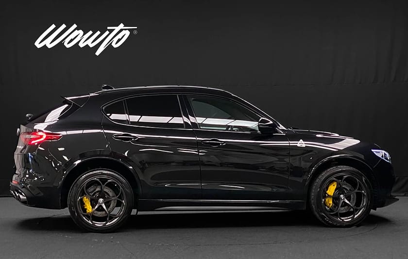 Bild 3 av Alfa Romeo Stelvio Quadrifoglio V6 510HK/Navi/Pano/SE SPEC