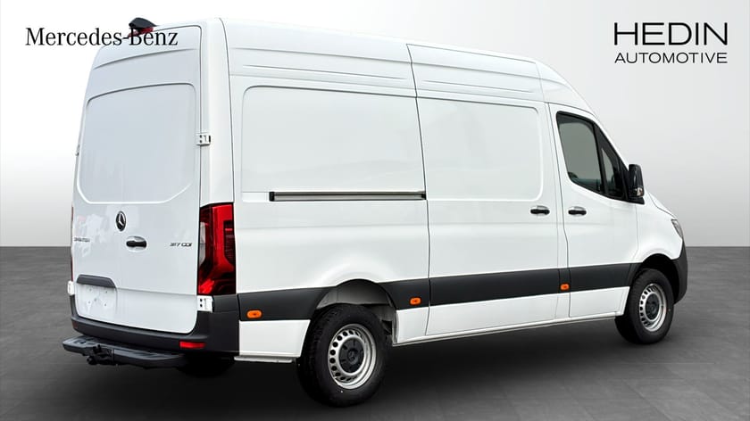 Bild 2 av Mercedes-Benz Sprinter 317 CDI RWD Panel Van A2 PRO | Drag | Motorvärmare | Backkamera