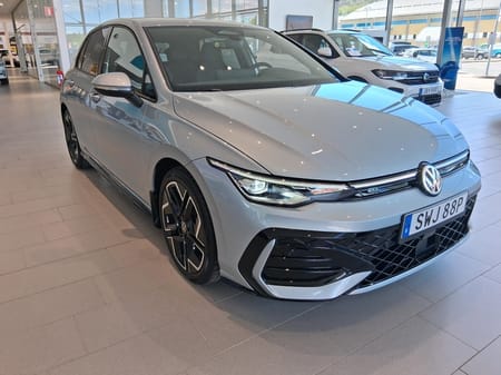 Volkswagen Golf R-LINE 2,0 TSI 204 HK DSG7 4MOTION